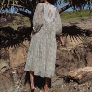 Elegant Green Floral Dress, Daughters of India. Size L, EUC